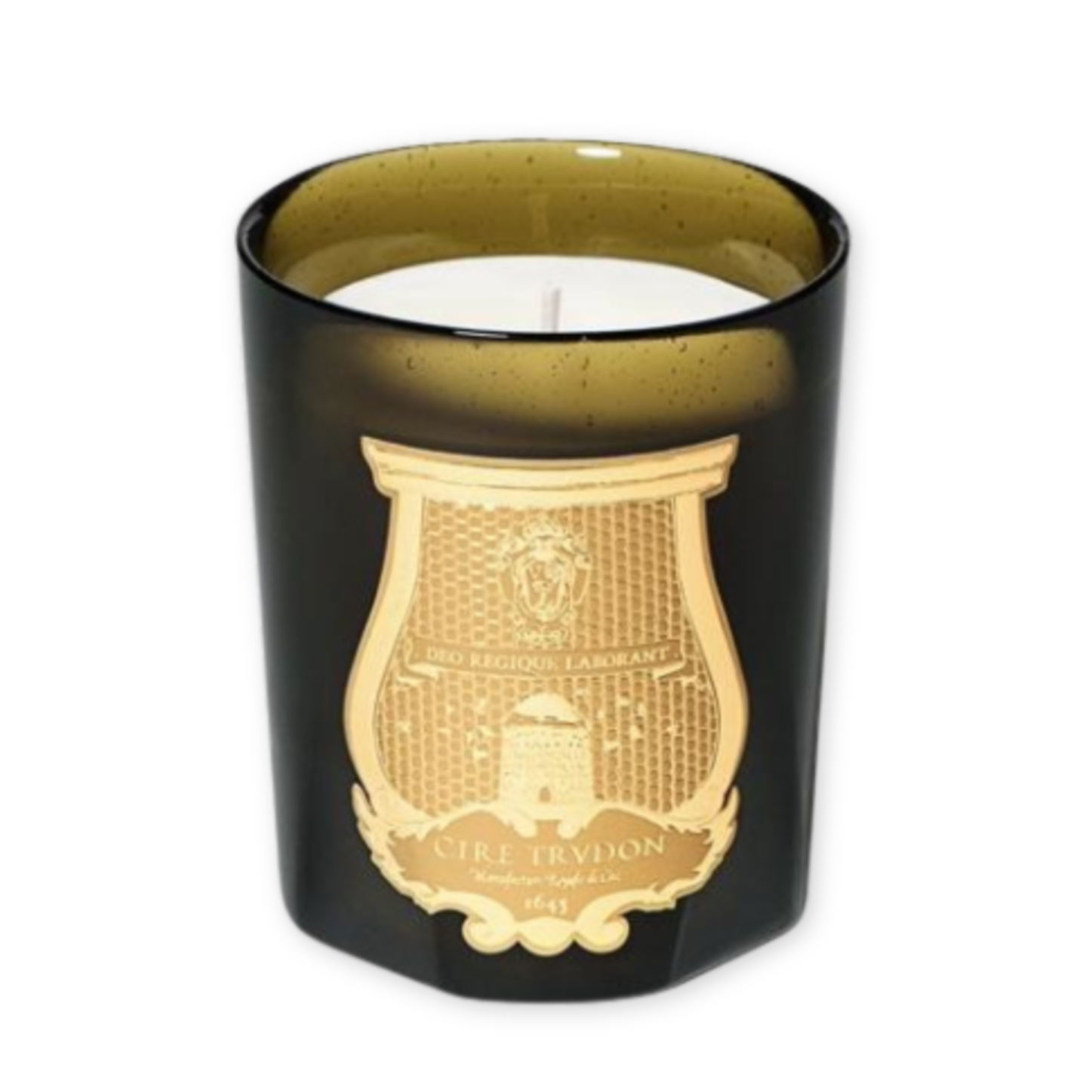 tea and vetiver scented candle