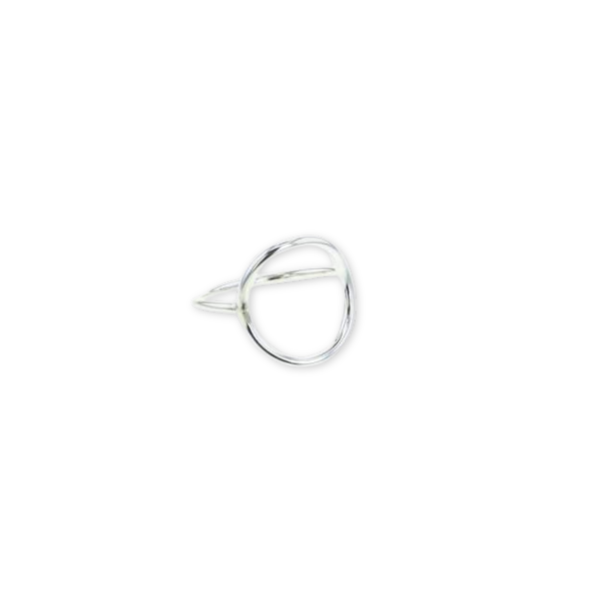 simple ring band with a hammered circle 