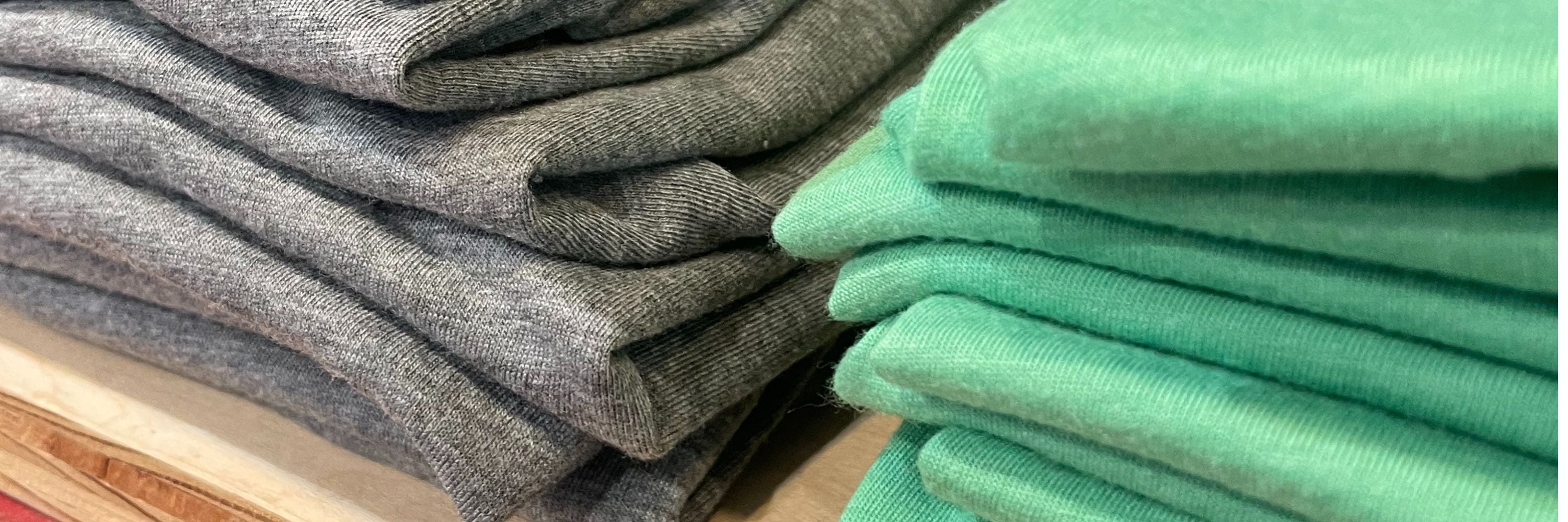 T-Shirts & Sweatshirts