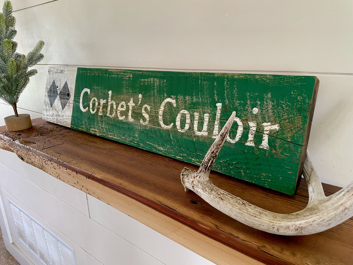 Corbet&#39;s Couloir Barnwood Sign