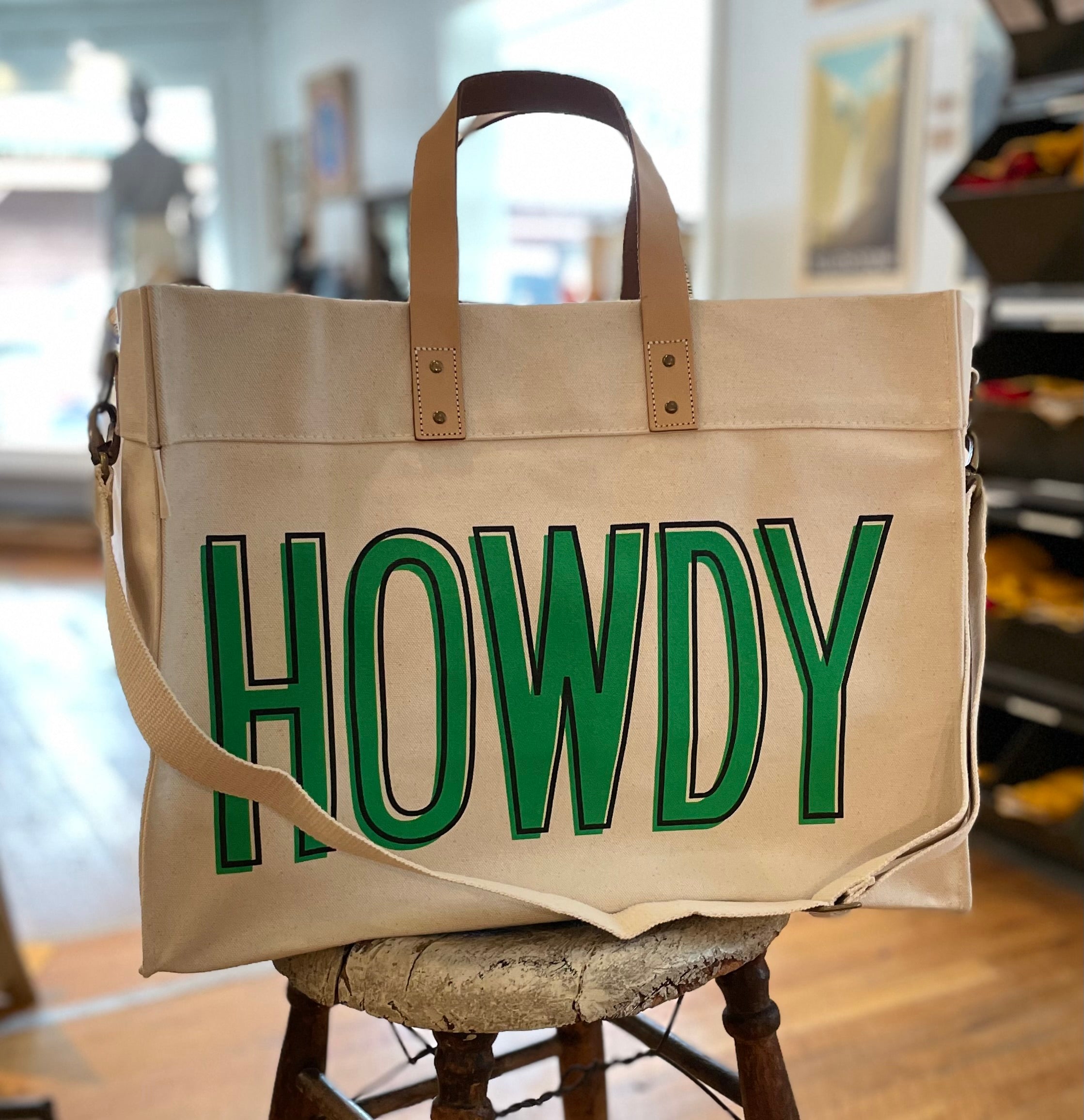 Howdy Tote - Green Outline