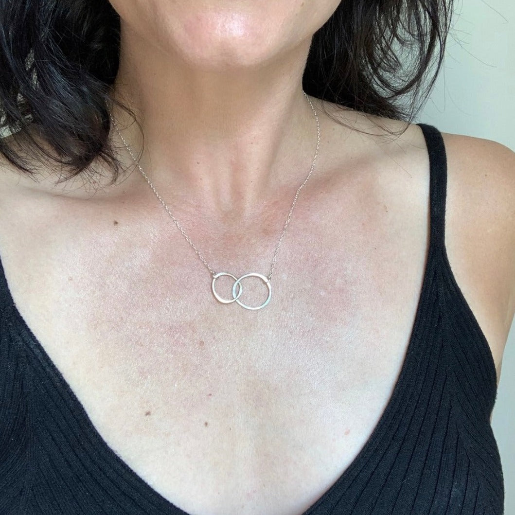 Free Form Kissing Circles Necklace